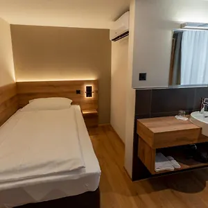 Gasthof Ziegelhüsi Hotel&restaurant Brasserie Bei Bern Stettlen